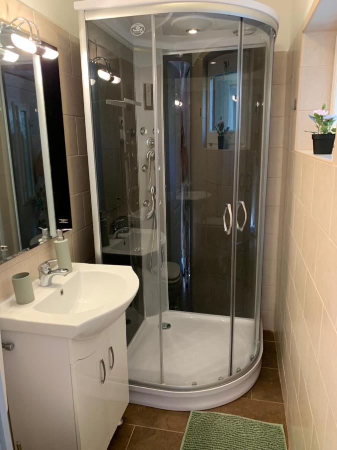 Balatonic Apartman Zamárdi Eksteriør billede